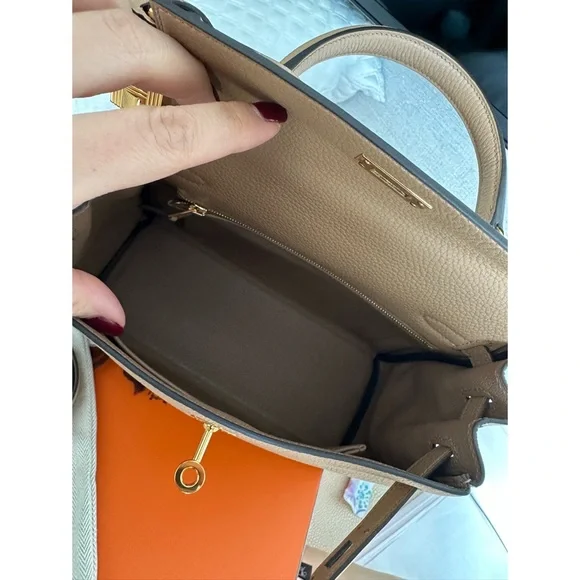 2022 Hermes Kelly 25 Togo Chai gold hardware - Picture 14 of 15